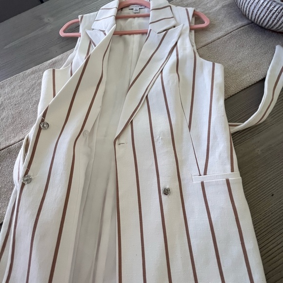 NWOT- Topshop- Belt Stripe Sleeveless Blazer- Size US 10 - Picture 6 of 10